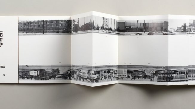 Ed-Ruscha-Every-building-on-the-sunset-strip-1966-libro-dartista-1