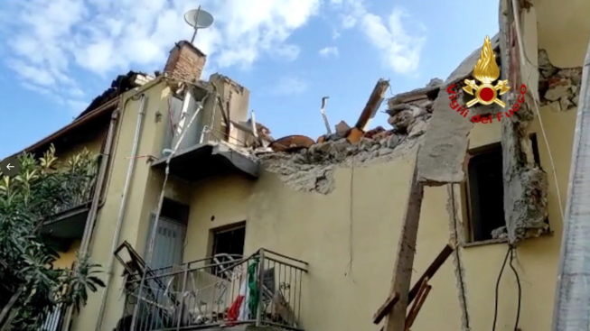 crollo palazzina strada del bramafame