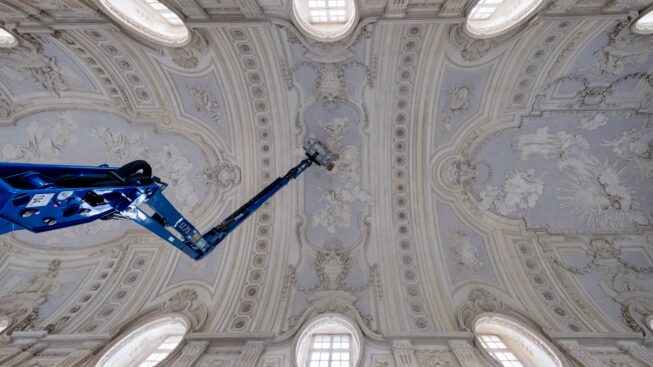 Reggia di Venaria Reale , Galleria Grande (Galleria di Diana) , Ph. Silvano Pupella © CCR – Centro Conservazione e Restauro “La Venaria Reale”