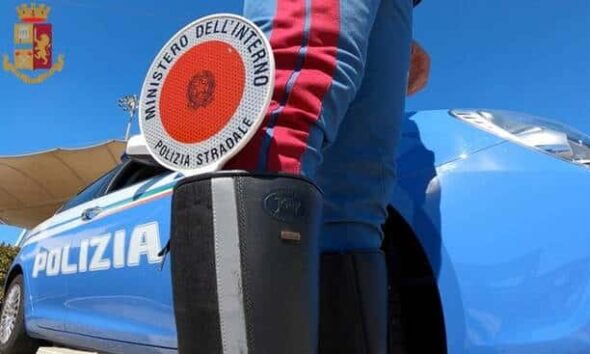 https://www.quotidianopiemontese.it/wp-content/uploads/2023/05/polizia-stradale-e1767395591121-590x354.jpg