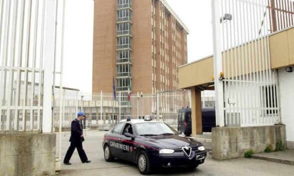https://www.quotidianopiemontese.it/wp-content/uploads/2023/09/Ingresso-del-carcere-di-Torino-678x381-1-590x354.jpg