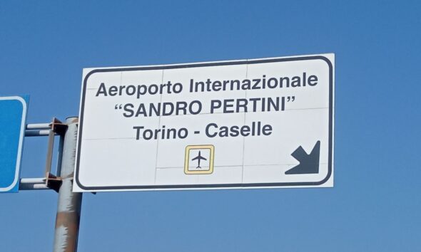 https://www.quotidianopiemontese.it/wp-content/uploads/2023/10/aeroporto-torino-caselle-qp-590x354.jpg