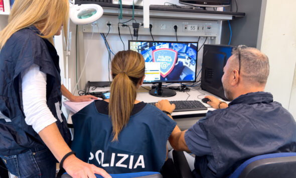https://www.quotidianopiemontese.it/wp-content/uploads/2024/05/polizia-postale-590x354.jpg