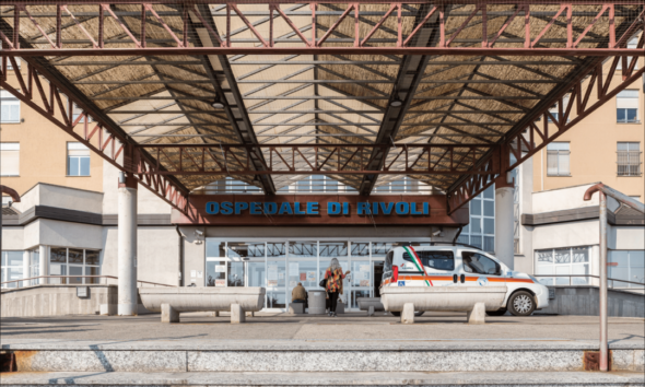 https://www.quotidianopiemontese.it/wp-content/uploads/2024/07/Ingresso-Ospedale-Rivoli-590x354.png