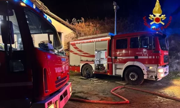 https://www.quotidianopiemontese.it/wp-content/uploads/2024/12/Incendio-LusernaSanGiovanni-590x354.webp