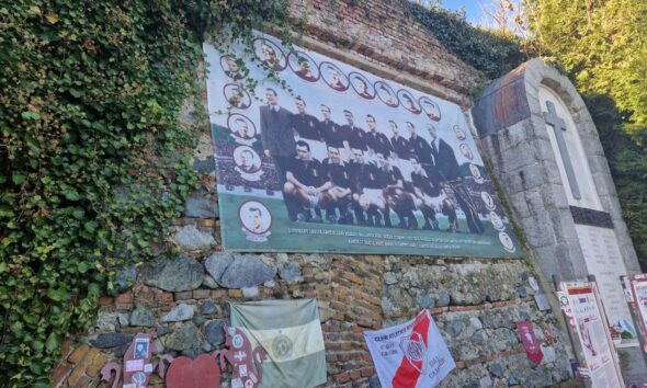https://www.quotidianopiemontese.it/wp-content/uploads/2024/12/superga-grande-torino-qp-590x354.jpg