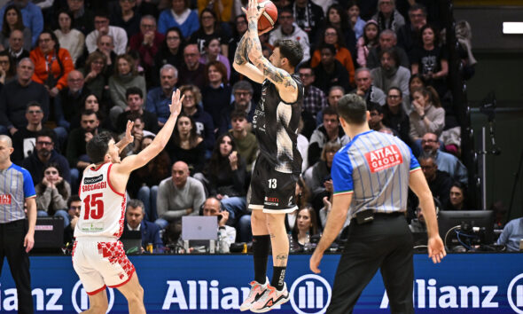 https://www.quotidianopiemontese.it/wp-content/uploads/2025/03/basket-derthona-590x354.jpg