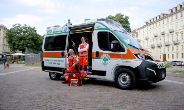 https://www.quotidianopiemontese.it/wp-content/uploads/2025/05/Ambulanza-300-Croce-Verde-Torino-3-590x354.jpg