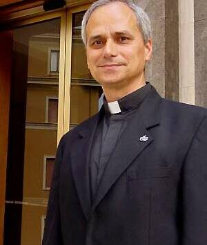 https://www.quotidianopiemontese.it/wp-content/uploads/2025/05/Robert-Francis-Prevost-papa-300x354.jpg