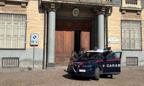 https://www.quotidianopiemontese.it/wp-content/uploads/2025/05/Tortona-carabinieri-590x354.jpg