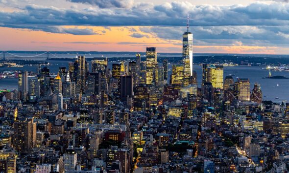 https://www.quotidianopiemontese.it/wp-content/uploads/2025/05/new-york-free-qp-590x354.jpg