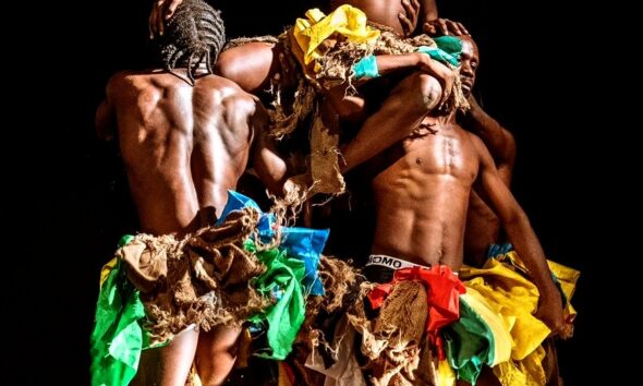 https://www.quotidianopiemontese.it/wp-content/uploads/2025/06/DANSEINCOLORE-590x354.jpg