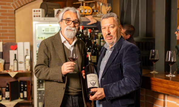 https://www.quotidianopiemontese.it/wp-content/uploads/2025/06/Peppe-Vessicchio-Giulio-Porzio-590x354.jpg