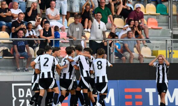https://www.quotidianopiemontese.it/wp-content/uploads/2025/06/juventus-under-16-590x354.jpg