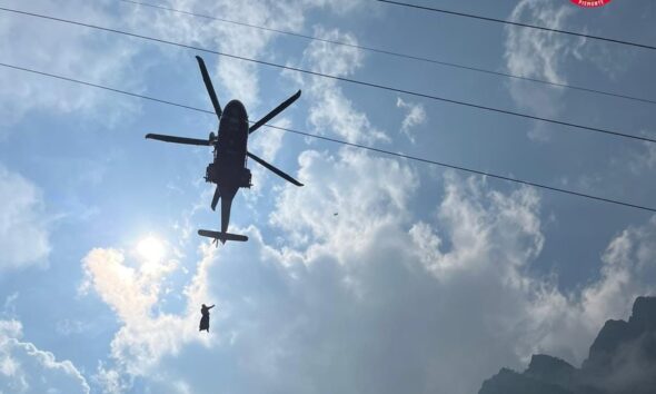 https://www.quotidianopiemontese.it/wp-content/uploads/2025/06/soccorso-alpino-590x354.jpeg