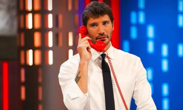 https://www.quotidianopiemontese.it/wp-content/uploads/2025/06/stefano-de-martino.jpg-590x354.webp