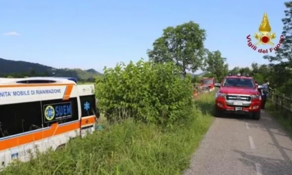 https://www.quotidianopiemontese.it/wp-content/uploads/2025/06/vigili-del-fuoco-ambulanza-torrente-orco-pont-canavese-590x354.webp