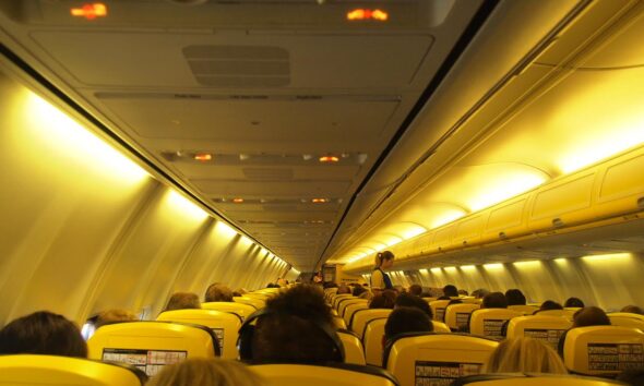 https://www.quotidianopiemontese.it/wp-content/uploads/2025/06/volo-in-ritardo-ryanair-torino-palermo-590x354.jpeg