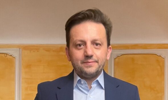 https://www.quotidianopiemontese.it/wp-content/uploads/2025/07/Luca-Pasquaretta-Linkedin-e1753203144285-590x354.jpeg