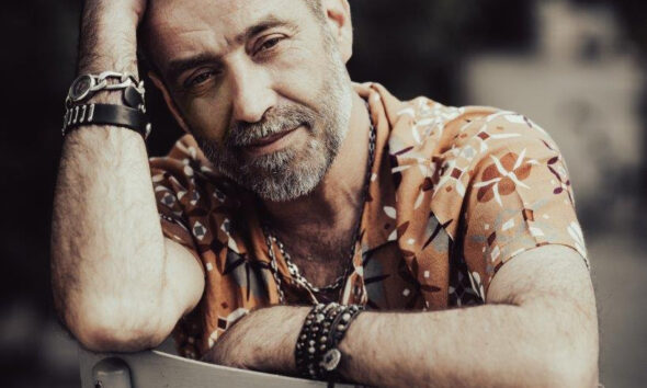 https://www.quotidianopiemontese.it/wp-content/uploads/2025/07/daniele-silvestri--590x354.jpg