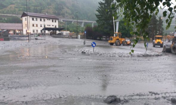 https://www.quotidianopiemontese.it/wp-content/uploads/2025/07/esondazione-frejus-bardonecchia-590x354.jpg