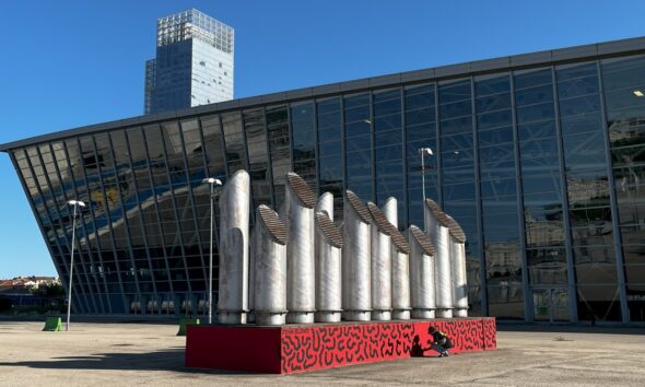 https://www.quotidianopiemontese.it/wp-content/uploads/2025/08/Oval-Lingotto-Fiere-_-John-Blond-590x354.jpg