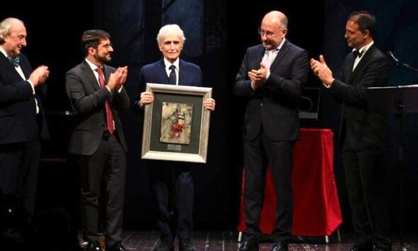 José Carreras premiato ad Asti con il premio Aureliano Pertile