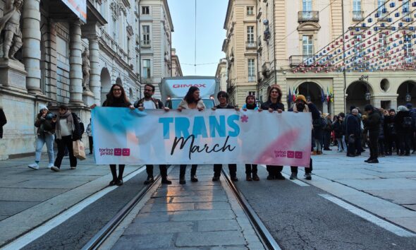 https://www.quotidianopiemontese.it/wp-content/uploads/2025/11/trans-march-torino-590x354.jpg
