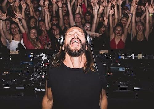 https://www.quotidianopiemontese.it/wp-content/uploads/2025/12/Bob-Sinclar-500x354.jpeg