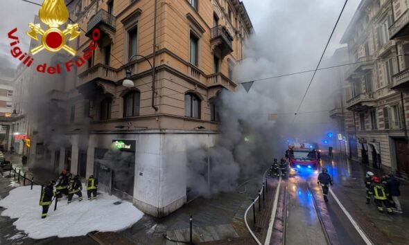 https://www.quotidianopiemontese.it/wp-content/uploads/2025/12/incendio-torino-2-590x354.jpg