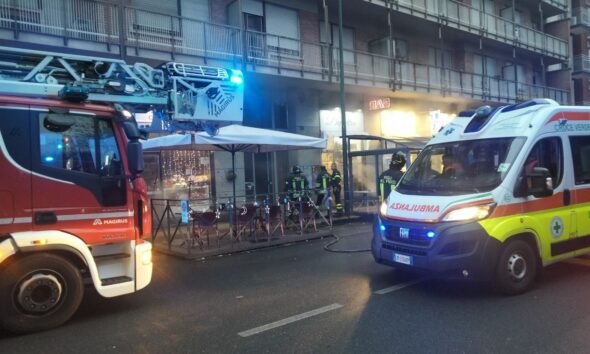 https://www.quotidianopiemontese.it/wp-content/uploads/2025/12/vigili-del-fuoco-ambulanza-incendio-cantine-via-ventimiglia-590x354.jpg