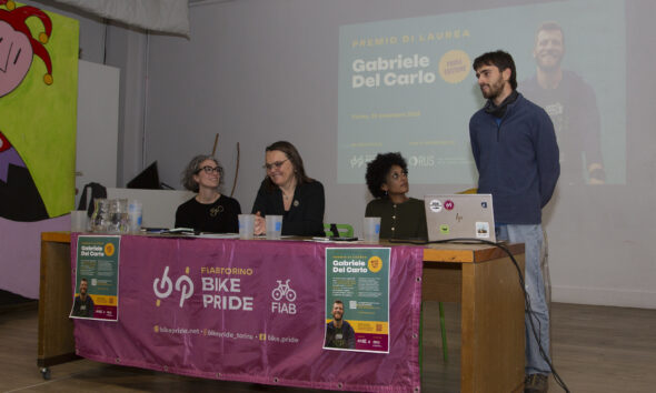 https://www.quotidianopiemontese.it/wp-content/uploads/2026/01/Davide-Dansero-_-premiazione_Fiab-Torino-Bike-Pride-590x354.jpg