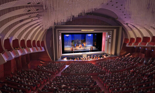 https://www.quotidianopiemontese.it/wp-content/uploads/2026/03/Teatro_Regio_-_torino-590x354.jpg