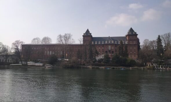 https://www.quotidianopiemontese.it/wp-content/uploads/2026/03/castello-valentino-torino-qp-590x354.jpg