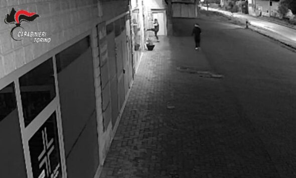 https://www.quotidianopiemontese.it/wp-content/uploads/2026/04/rapina-bollengo-590x354.jpg
