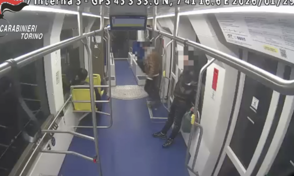 https://www.quotidianopiemontese.it/wp-content/uploads/2026/05/aggressione-per-rapina-tram-9-590x354.png