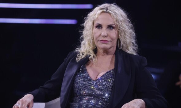 https://www.quotidianopiemontese.it/wp-content/uploads/2026/05/antonella-clerici-590x354.jpg