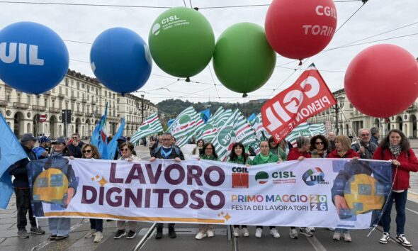 https://www.quotidianopiemontese.it/wp-content/uploads/2026/05/corteo-primo-maggio-torino-1-590x354.jpg