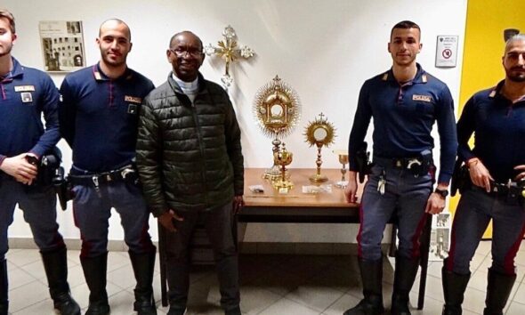 https://www.quotidianopiemontese.it/wp-content/uploads/2026/05/furto-parroco-polizia-590x354.jpg