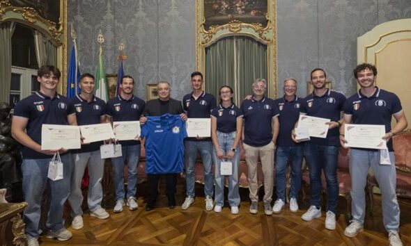 https://www.quotidianopiemontese.it/wp-content/uploads/2026/05/palla_pugno_870_SIC1397-590x354.jpg
