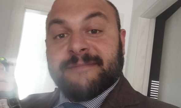https://www.quotidianopiemontese.it/wp-content/uploads/2026/05/paolo-radosta-da-profilo-FB-590x354.png