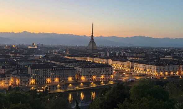https://www.quotidianopiemontese.it/wp-content/uploads/2026/05/torino-notte-musei--590x354.jpg