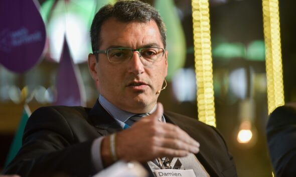 https://www.quotidianopiemontese.it/wp-content/uploads/2026/06/Damien_Comolli_Web_Summit-590x354.jpg