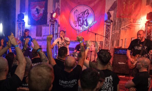 https://www.quotidianopiemontese.it/wp-content/uploads/2026/06/concerto-nazi-rock-lauriano-590x354.jpg