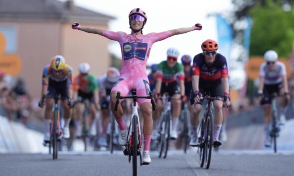 https://www.quotidianopiemontese.it/wp-content/uploads/2026/06/elisa-balsamo-giro-italia-women-590x354.jpg