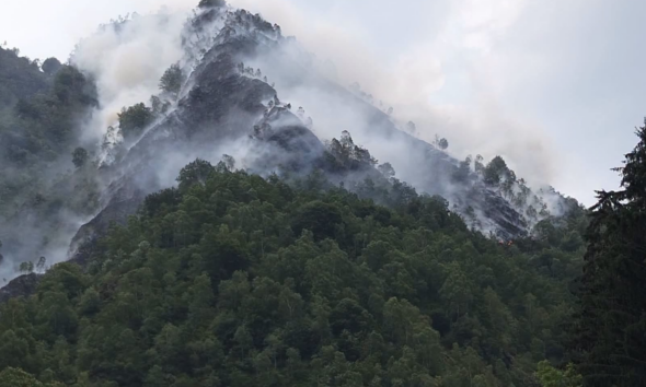 https://www.quotidianopiemontese.it/wp-content/uploads/2026/06/incendio-cravagliana-val-mastellone-590x354.png