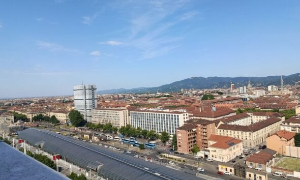 https://www.quotidianopiemontese.it/wp-content/uploads/2026/06/torino-panorama-porta-susa-qp-590x354.jpg
