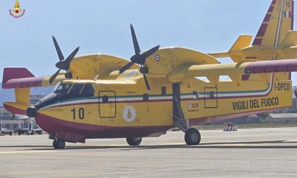 https://www.quotidianopiemontese.it/wp-content/uploads/2026/07/canadair-vigili-fuoco-590x354.jpg