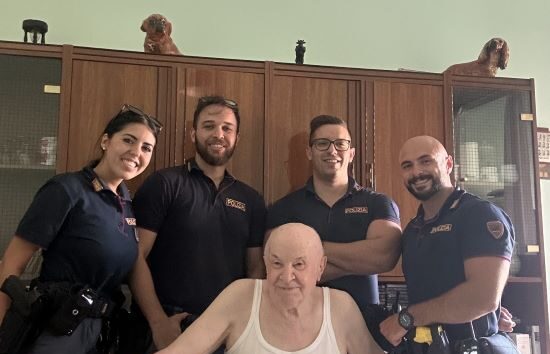 https://www.quotidianopiemontese.it/wp-content/uploads/2026/07/centro-supporto-anziano-polizia-torino-550x354.jpg