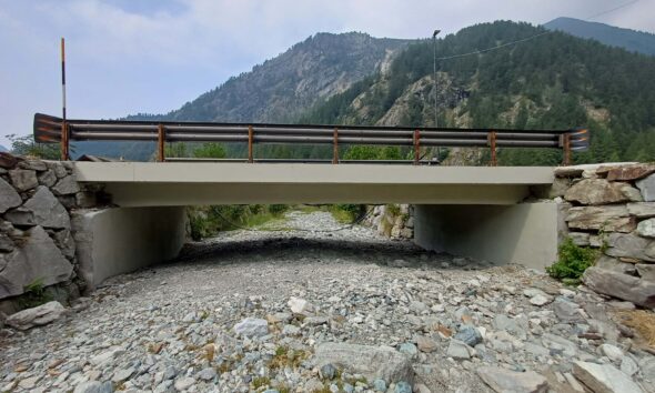 https://www.quotidianopiemontese.it/wp-content/uploads/2026/07/ponte_SP-48_Piamprato_dopo-lavori_2-590x354.jpg